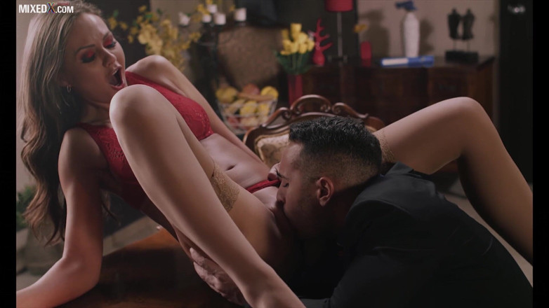 MixedX: Tina kay dientot habis-habisan dan dicrot di dalam sama kontol...