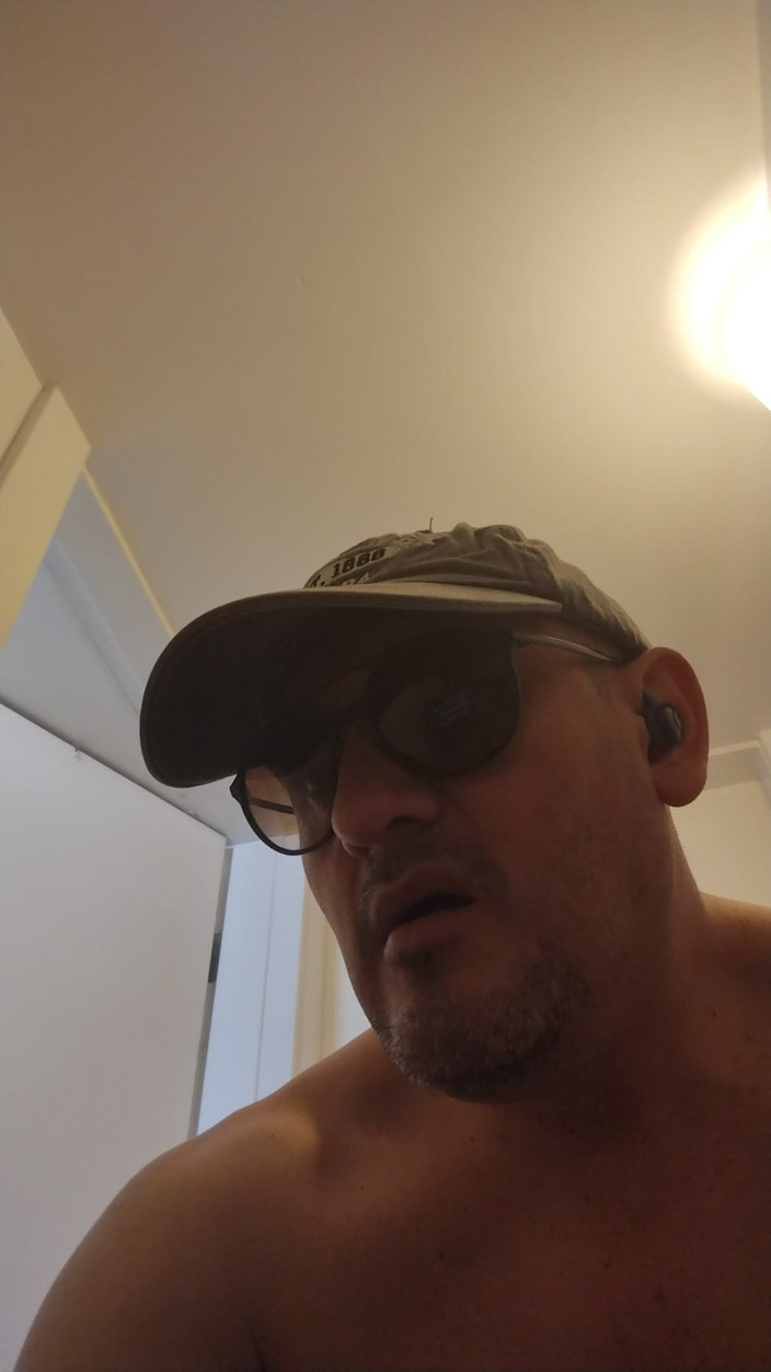 Olive_Guy: Yağ ile yumruk videom