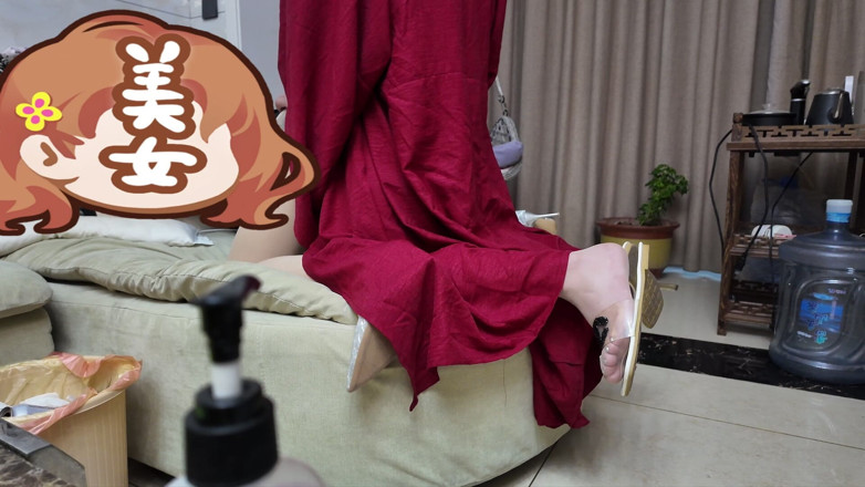 yueyue: Une Femboy Asiatique Dévergondée En Qipao Se Fait Fesser Le...