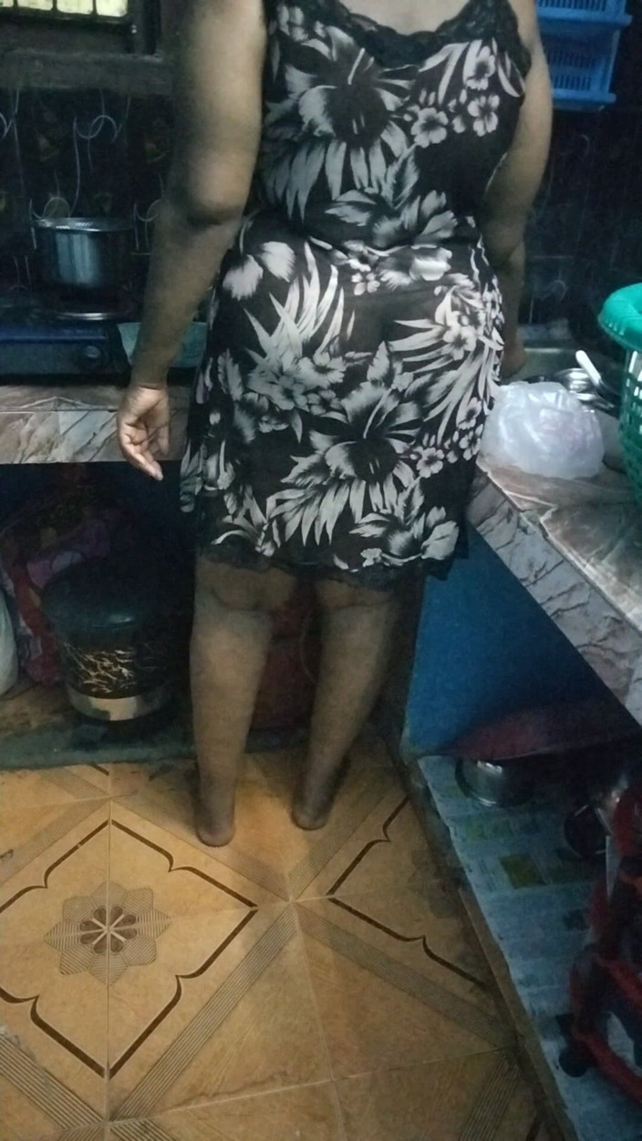 Priya aunty: Hot at Kitchen