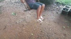 Tina Baby: Moja przyrodnia córka, zanim zostanie uwiedziona