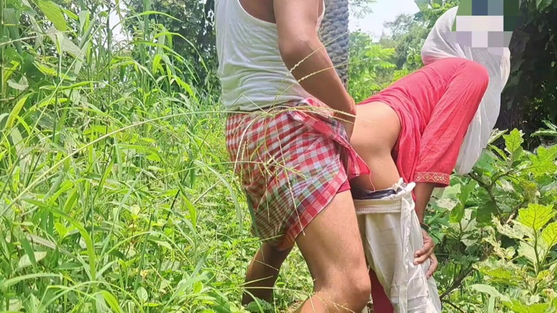 Trilokinath: Lal Shut Madam berkongkek di hutan dengan pelajar Fubret