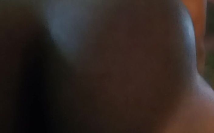 Kinglucero and nahinawahine: Twitchstreamer dan peminat kongkek pemain bogel livetsream