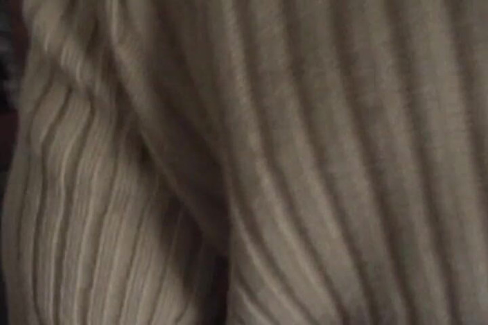 Videos Francaises: Nare Franse cougars verniedigd in interraciale gangbang