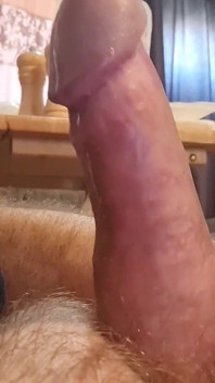 Who Loves Cum