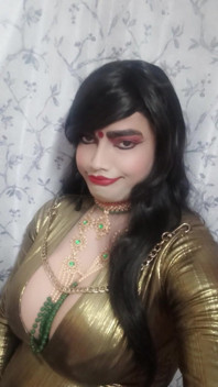 Aditi Singh Ka First Video