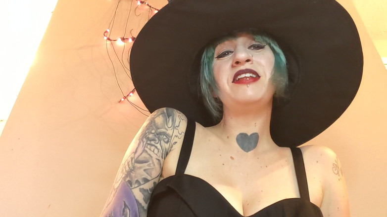 Geeky Femdom: Vrăjitoarea Jessica- Magazin de vrăjitoare