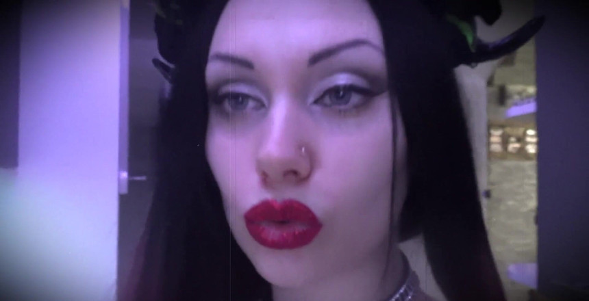 Goddess Misha Goldy: Žádný muž neunikne mé svůdné přitažlivosti. Nemůžeš mi odolat, a...