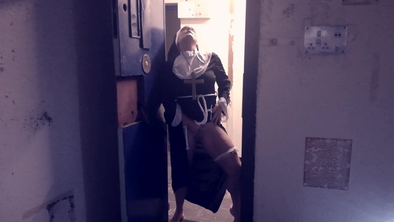 Kylie Britain Adventures: Nun Kylie is banged up