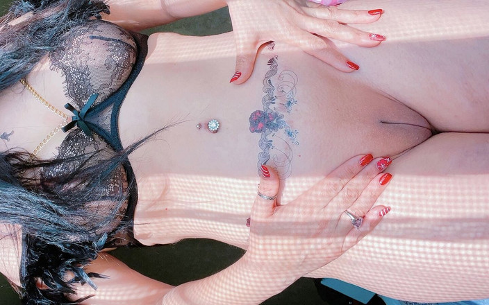 Laylas534: Іранська дівчина мастурбує -соло Лейла