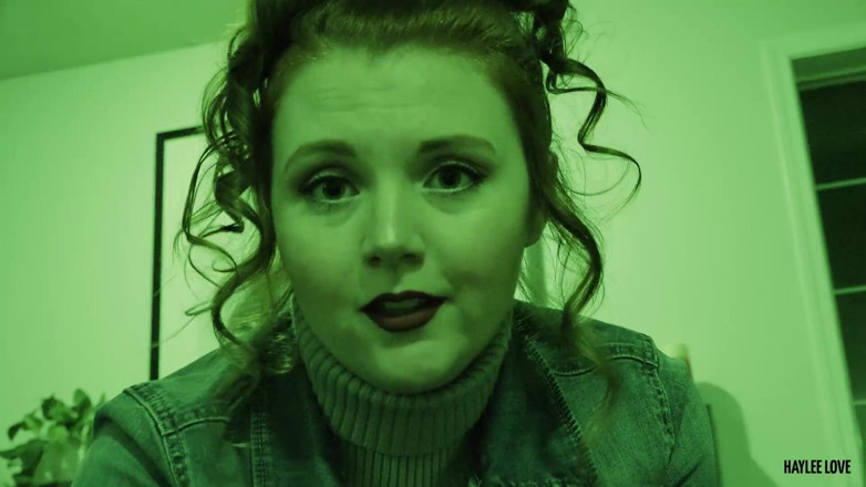 Haylee Love: Poison Ivy face din Robin sclavul ei, partea 4