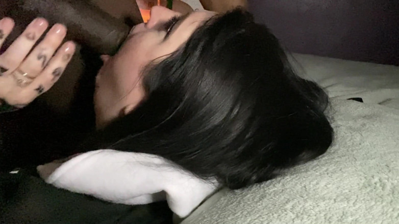TrotzillaTheGod: Suculenta Samantha fica com BBC