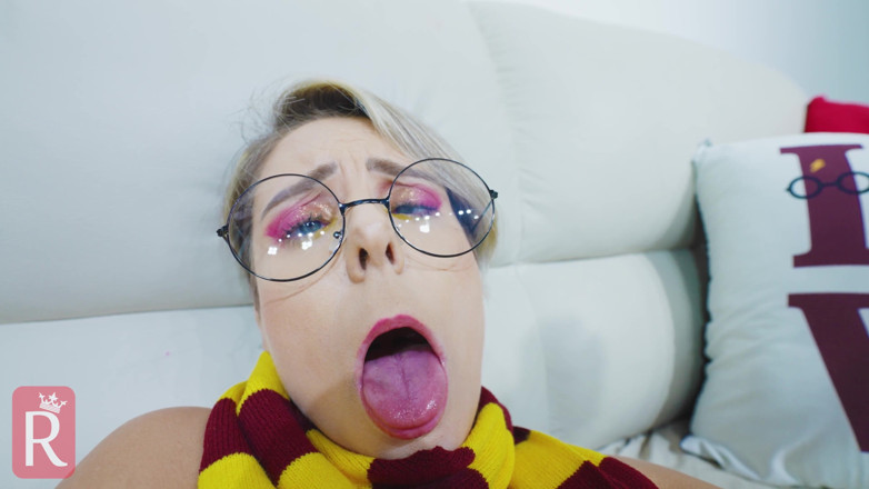 Redqueen films: 섹스 머신으로 애널 섹스를 즐기는 호그와트 학생