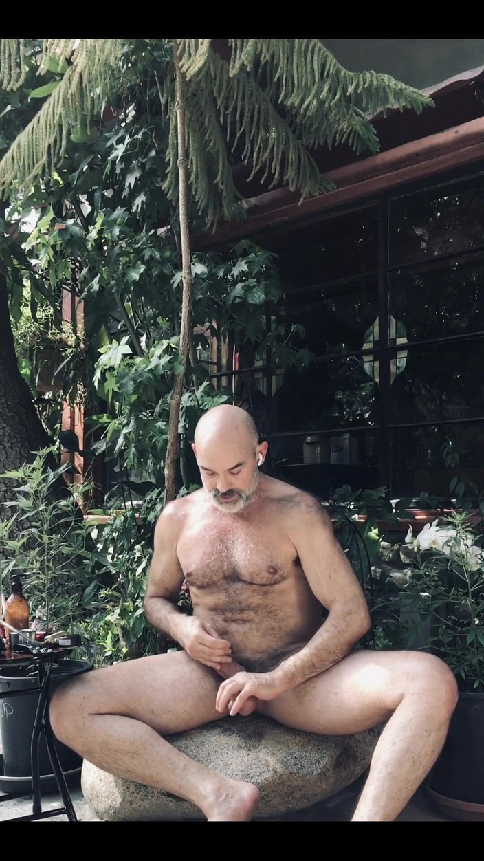 Tantric Fitness: Bal uitrekken tutorial deel 1