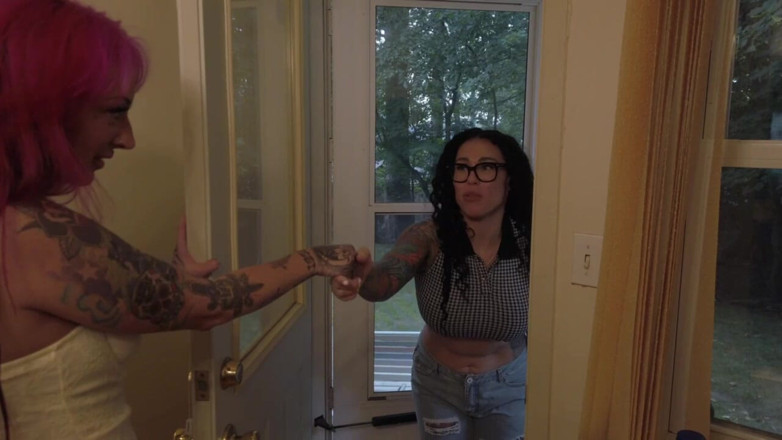 Bianca Bailee: Naughty Neighbors Bianca Bailee &amp; Nikki Vixen Kitchen Fuck