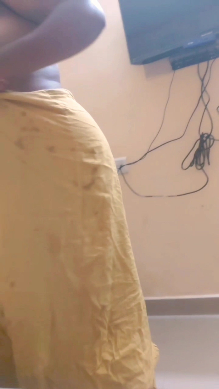 RenuRaj: Desi tamil bbw moglie maya dopo il sesso lavata in...
