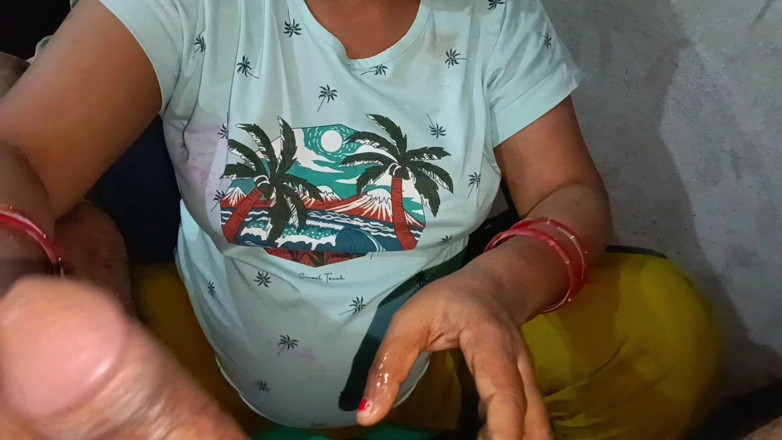 Sexy_girl_nehu: 口の中の射精 インドのバービーが大きな黒いペニスを吸う フェラチオビデオ
