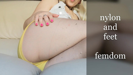 RavenBigAss: Slave lick your own cum for goddess Raven with beige...