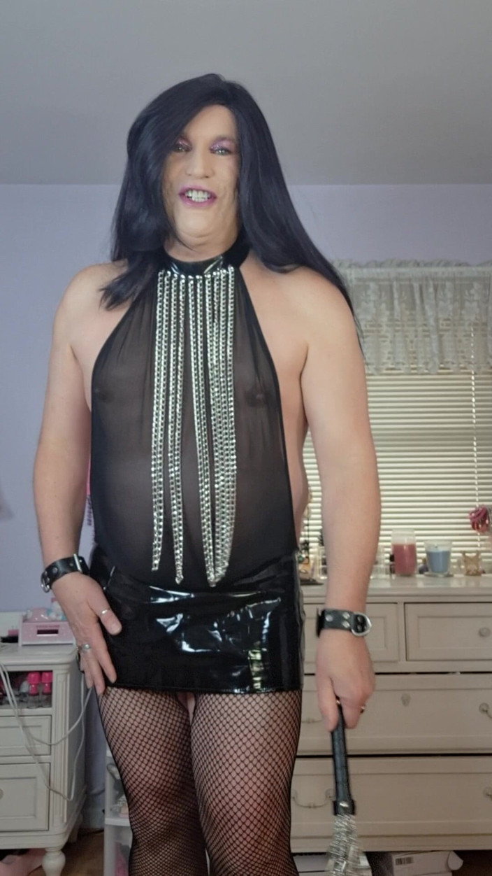 Victoria Lecherri: Paní Vicki transvestite domina!