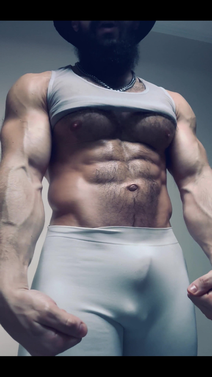 Mister Stone: 근육