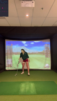 Ich versuche, golf in einem Simulator mit meinem Lush in! Der versuch, nicht zu kommen, während ich schwinge!