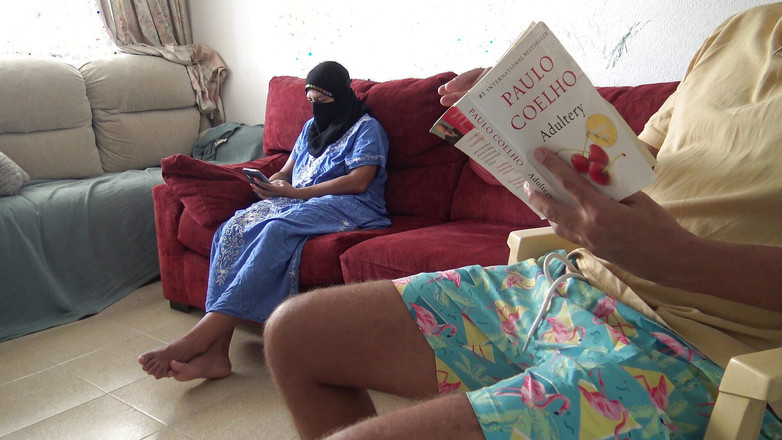 Souzan Halabi: Egyptská nevlastní sestra Sharmota dostane masivní výstřik od zvráceného nevlastního...