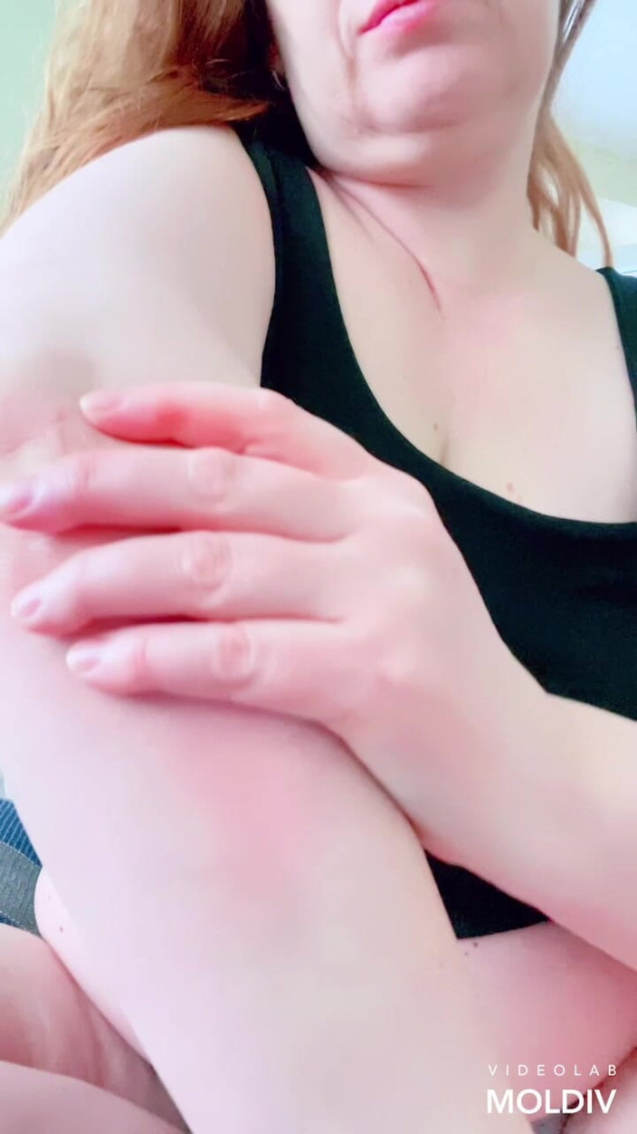 VikkiGeorgia: Moje ruce se ukazují