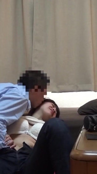 Namiętne spotkania z zamężnymi kobietami Ukrywają sekretne pragnienia pod ich spokojnym wyglądem vol.3 -pt.4