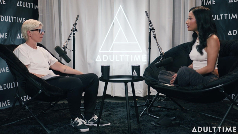 Adult Time Podcast: Avery Black Dry Humping, True Crime, &amp; Directing VR Corn | the...