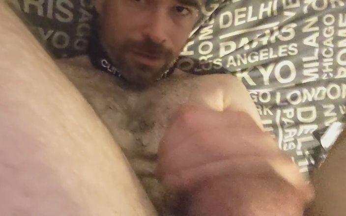 Cumhungry69: Глотающая до спермы шлюшка
