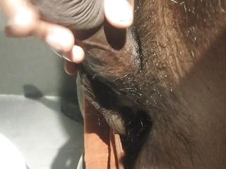 Tamil 10 inches BBC: Tamil 10 polegadas lavando e massagem com óleo