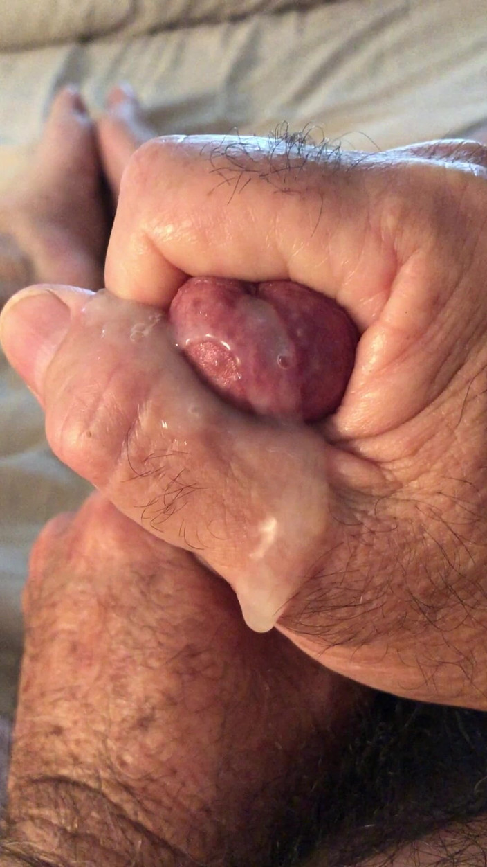 OhTrevor: L'arrapante patrigno ohtrevor ti prende un grosso cazzo in faccia.