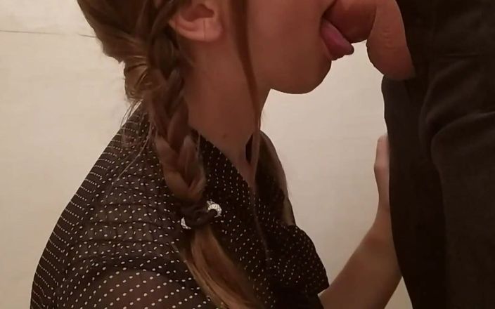 Stella fog: Awesome Hands Free Blowjob with Tongue From My Secretary