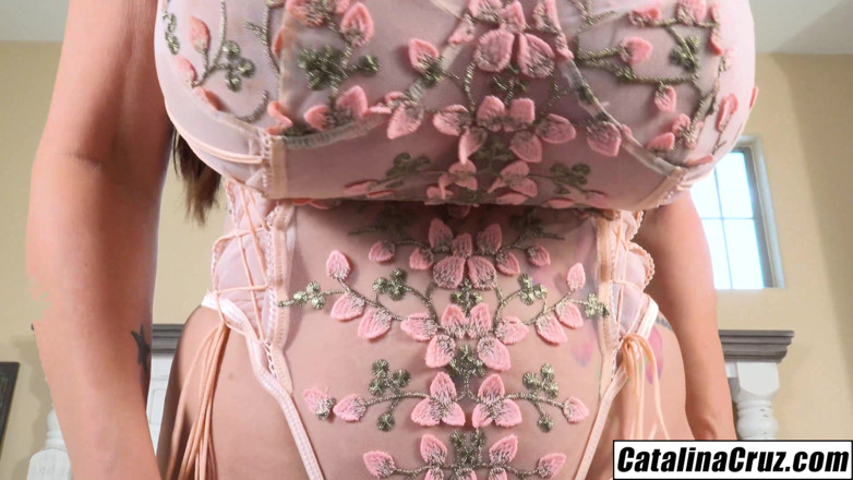 Catalina Cruz: Catalina Cruz creamed angel