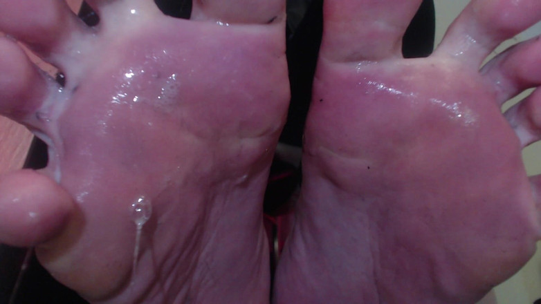 Hunky time: Dominace hetero nohou