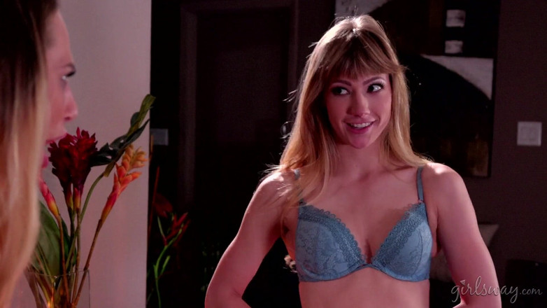 Girlsway: GIRLSWAY - storie della sorellastra: Esca &amp; Switch