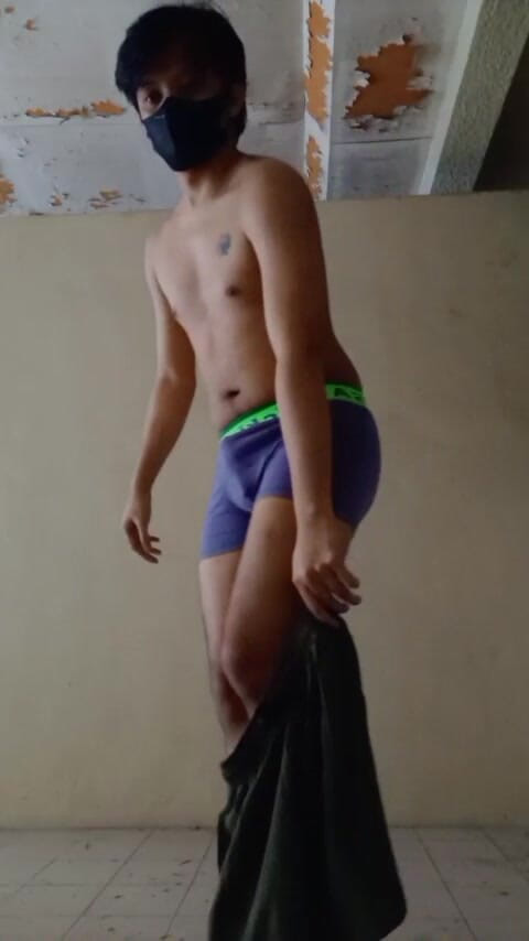 KrakenTwink: Outdoor Striptease for Stepdaddy! Want to Join? Pinoy Softcore, Striptease