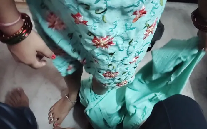 Lovely sexy: Hindi audio baby take it from behind