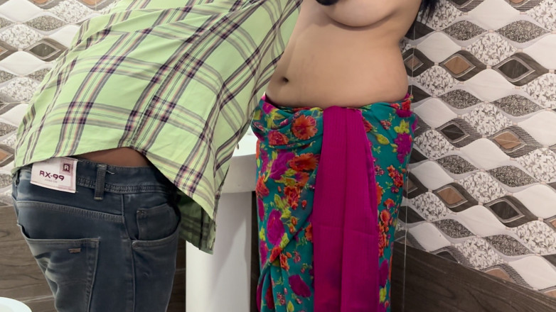 Rubina Gup: Homemade Bathroom Fuck