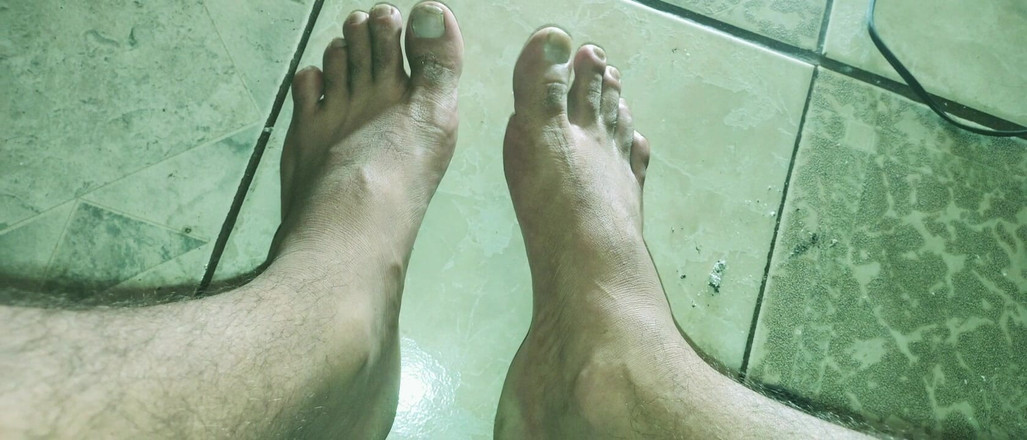 Stink HairyMale: Fetish Kaki Dan Merokok