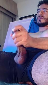 Morena Latina E Pulando Sexy Com Seu Pênis até Gozar.