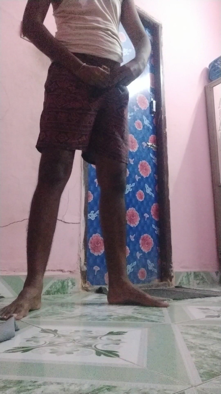Tamil 10 inches BBC: Tamil gợi cảm xem