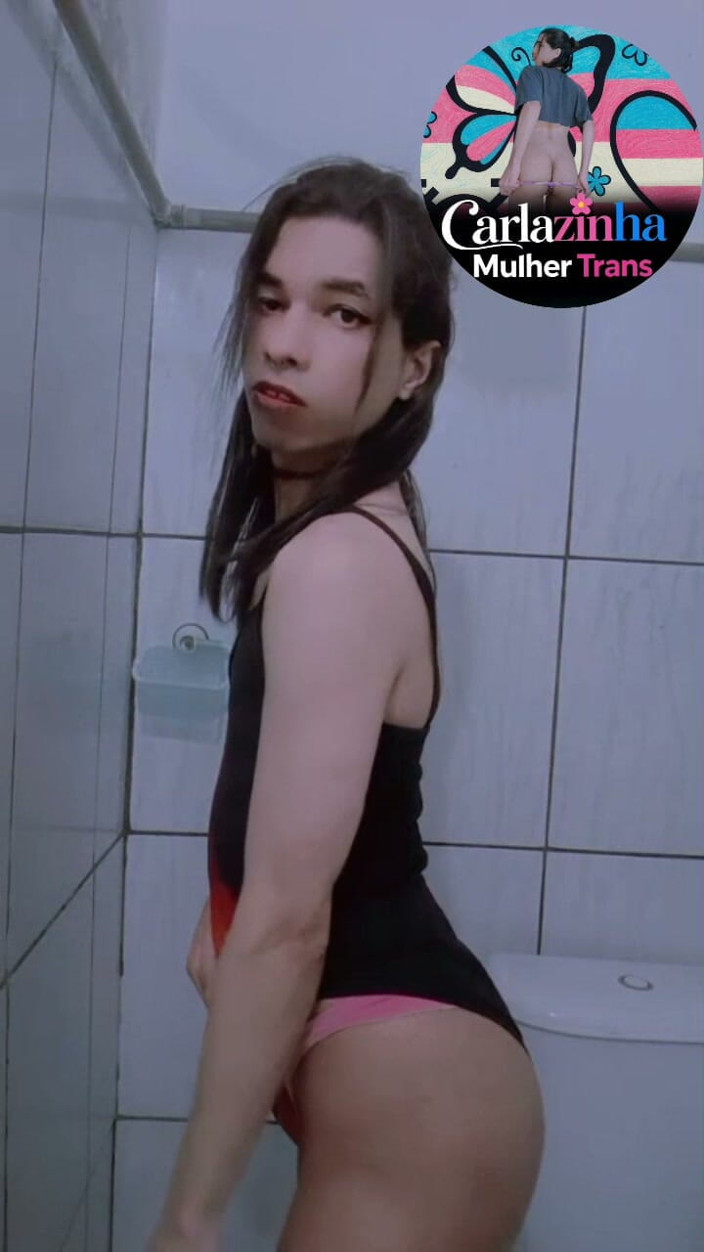 Srta. Carla: ควยโสเภณีของฉันมีกลิ่นหอมและขอให้ดูด