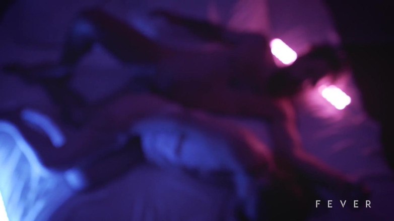 Fever Films: Şeker baba kızına bir hediye veriyor
