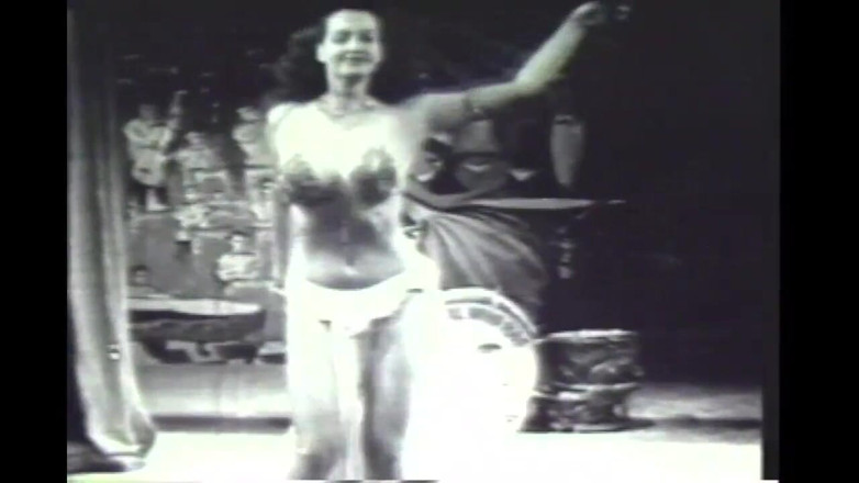 Vintage megastore: Fantastyczni dziadkowie pieprzą stare żony i młode wnuczki (pełny film)