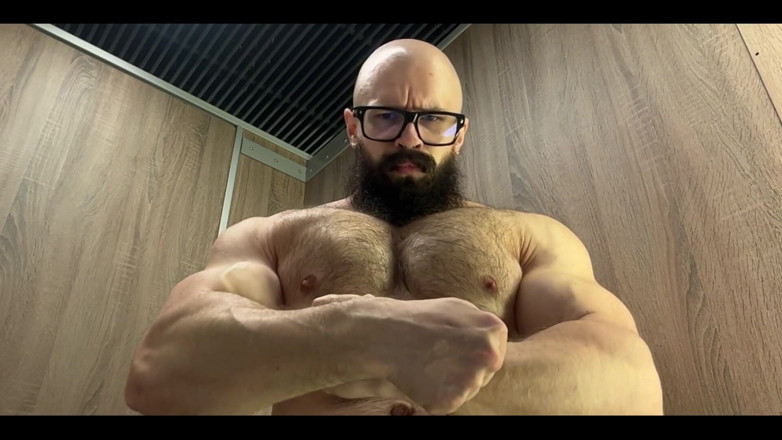 Mister Stone: Slowly and Controlled