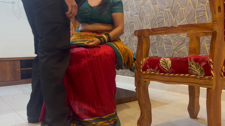 Besharam Jodi: Desi Indian Saree Fucked by Her Besharam Younger Stepbrother
