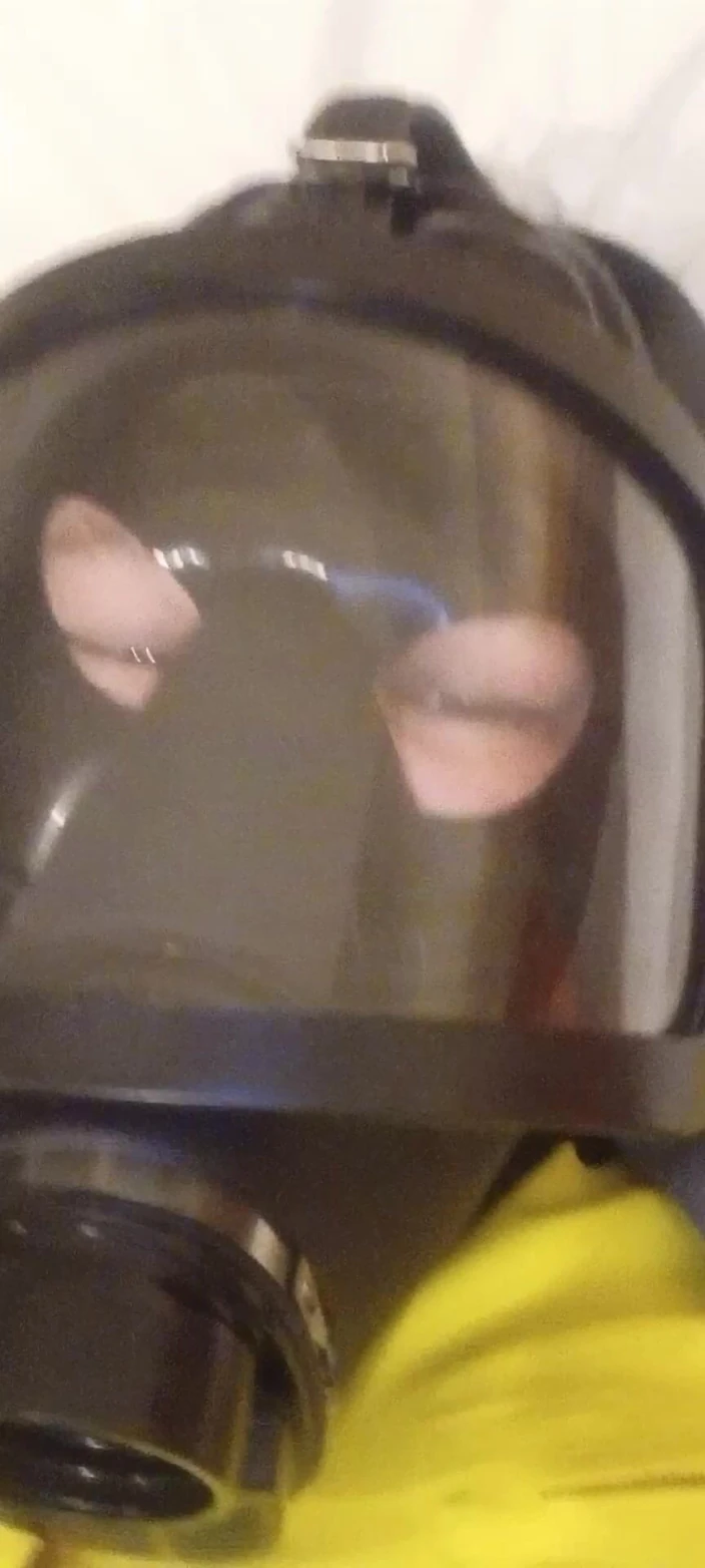 Latex Boy: Сперма от загаза в латексе, Виз, дрон кончает