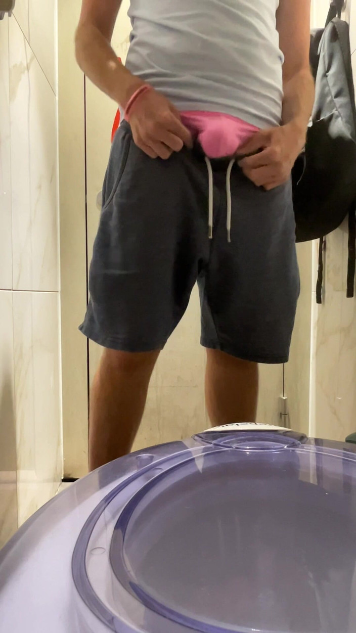 Buggiesmugglr: Three Knocks and I’ll Let You in