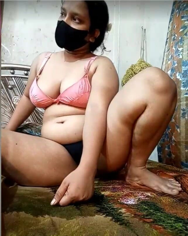 BD_Noble_Time: Moment memorabil de la "desi bhabhi"